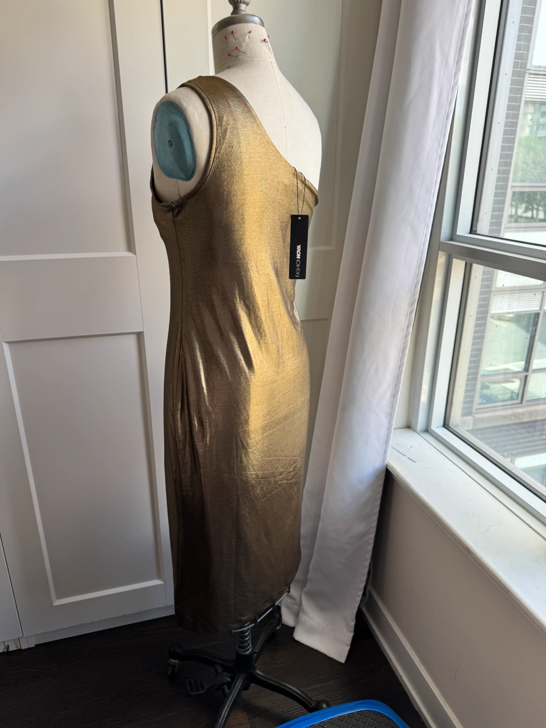 Ladies Brand New Gold Fashion Nova Dress, New with Tags On - photo 3