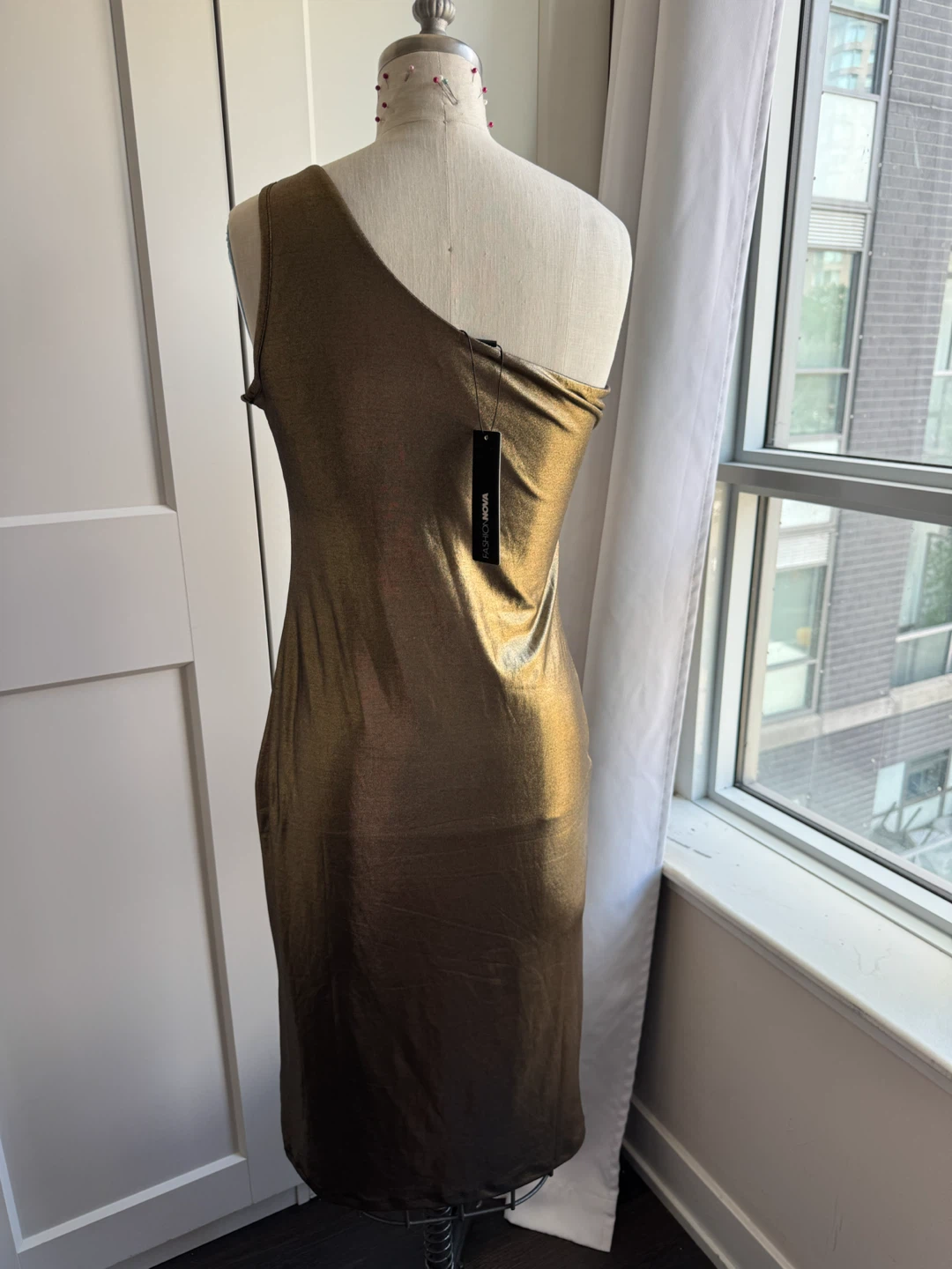 Ladies Brand New Gold Fashion Nova Dress, New with Tags On - photo 4