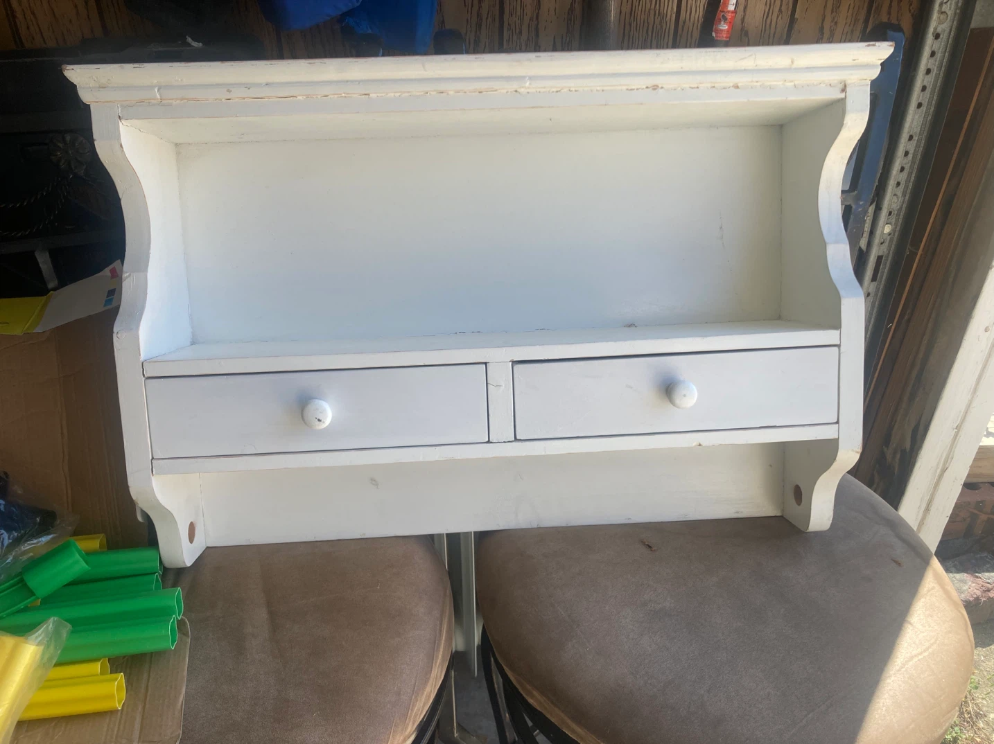 White Wall-Mounted Shelf with Two Drawers - photo 3