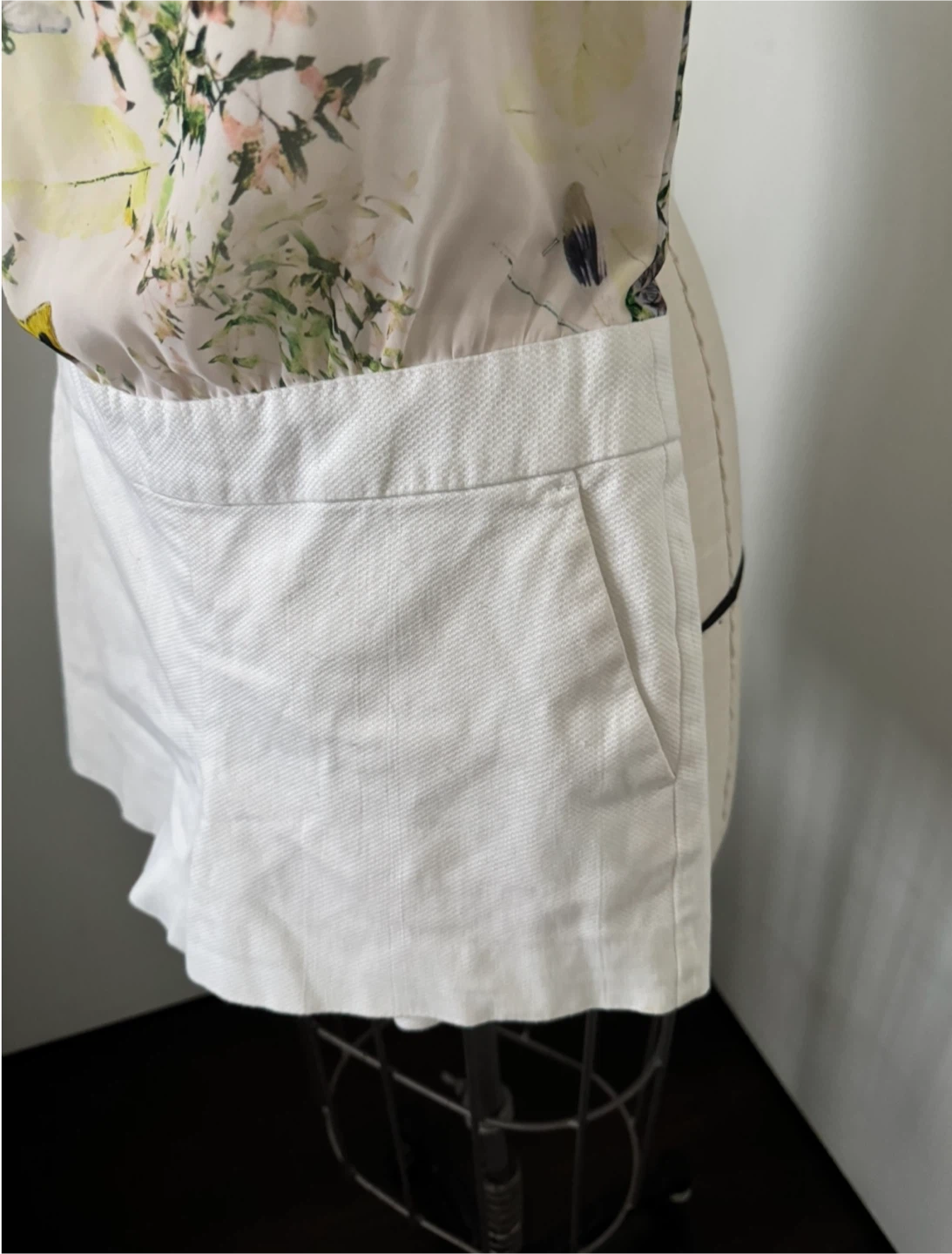 TED BAKER Size 1 Romper/ Shorts and Top together - photo 3