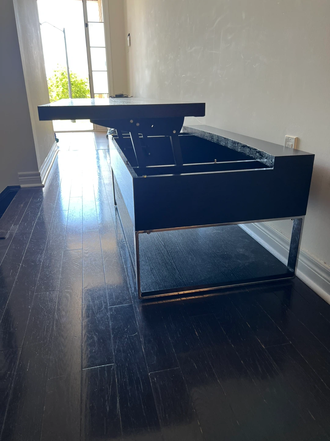 Solid hardwood black lift-top coffee table with storage - photo 2