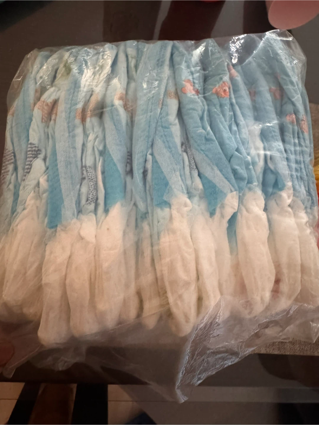Huggies  swim diapers - size 4 -17 count - photo 2