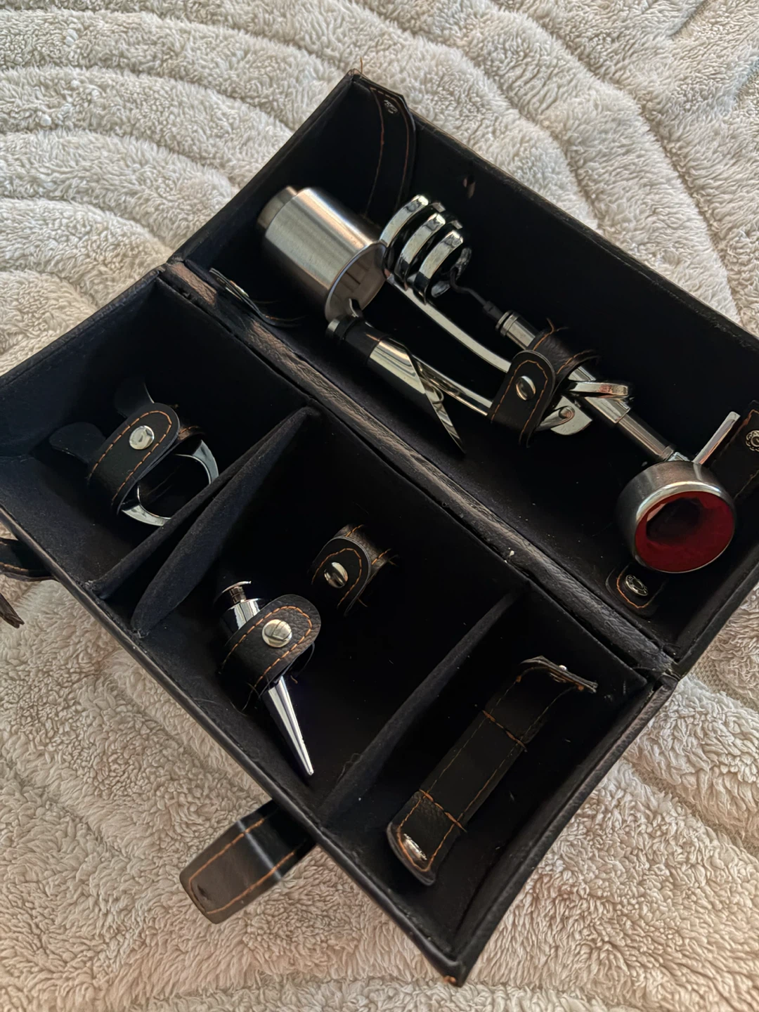 Wine Accessory Set