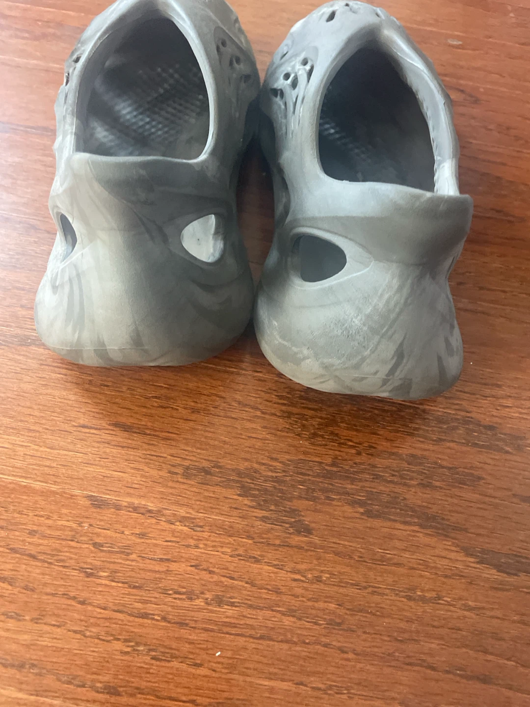 Adidas Yeezy Foam Runner - photo 2