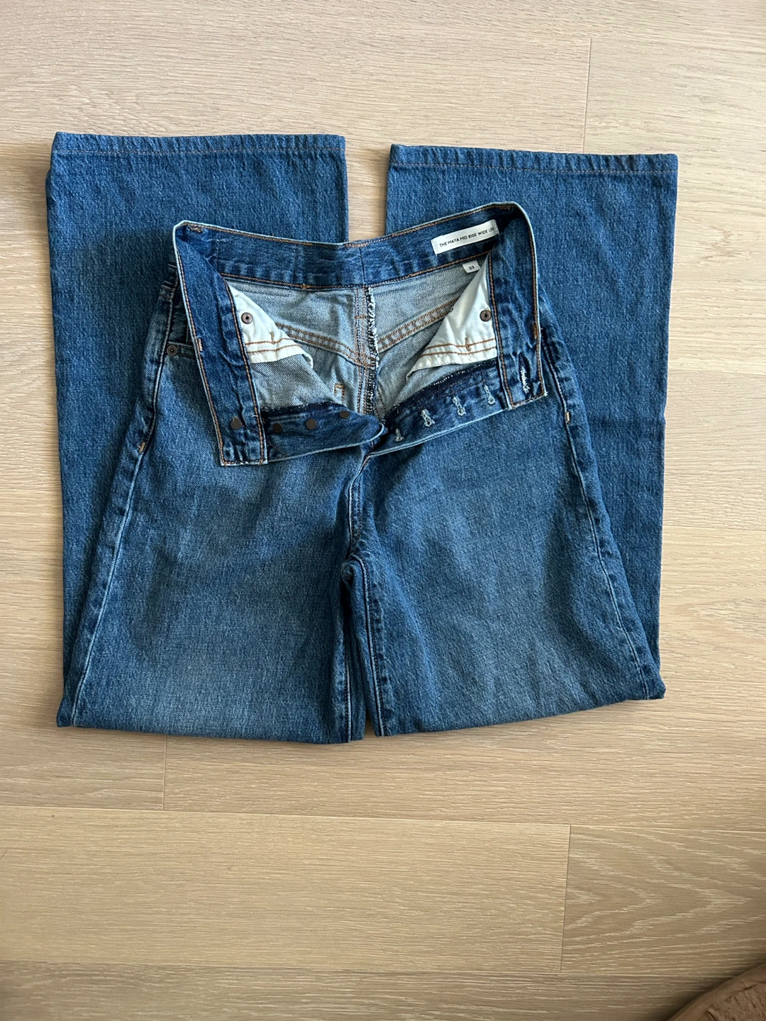 2 Aritzia Jeans and 1 Denim Shorts (Denim Forum, Talula)
