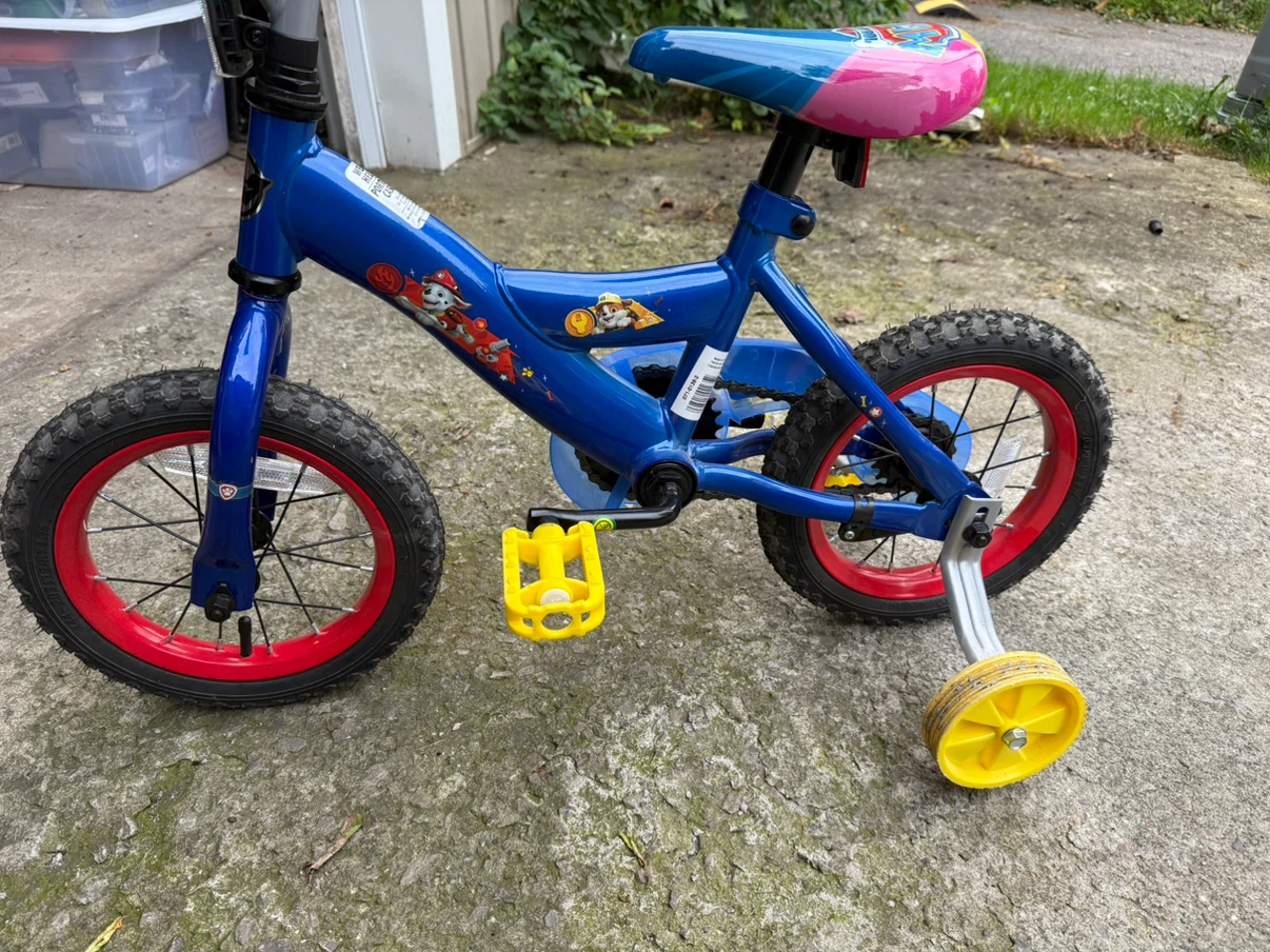 Paw Patrol Kids Bike with Training Wheels - photo 4