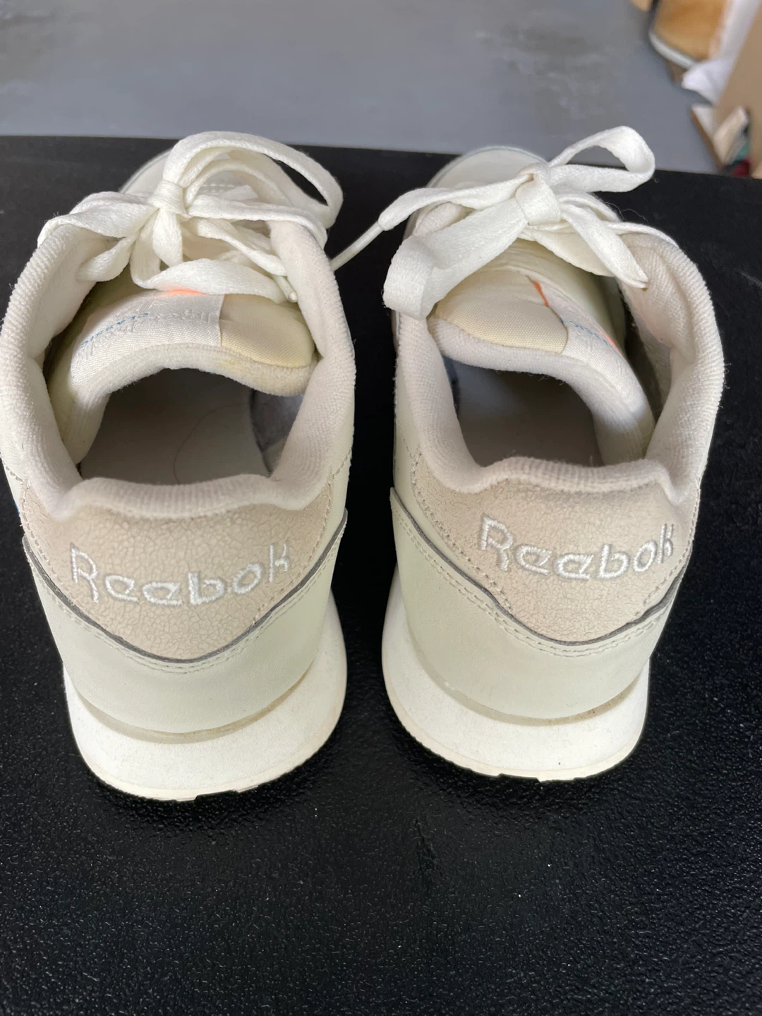 Reebok Classic Sneakers - Size 7 - photo 4