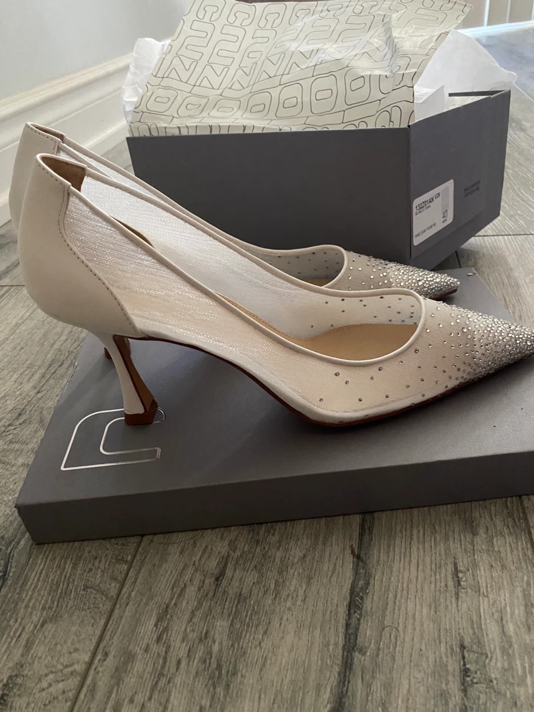 Lola Cruz White Embellished Mesh Pumps Size 40
