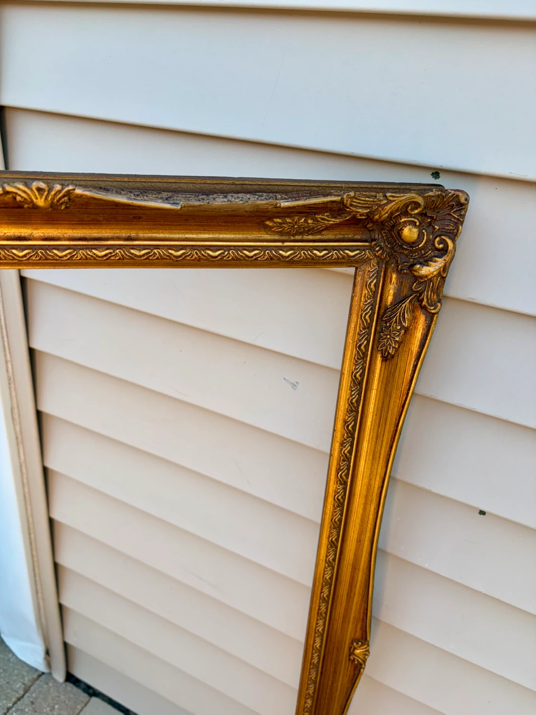 LOVELY LARGE GOLD FRAME - photo 2