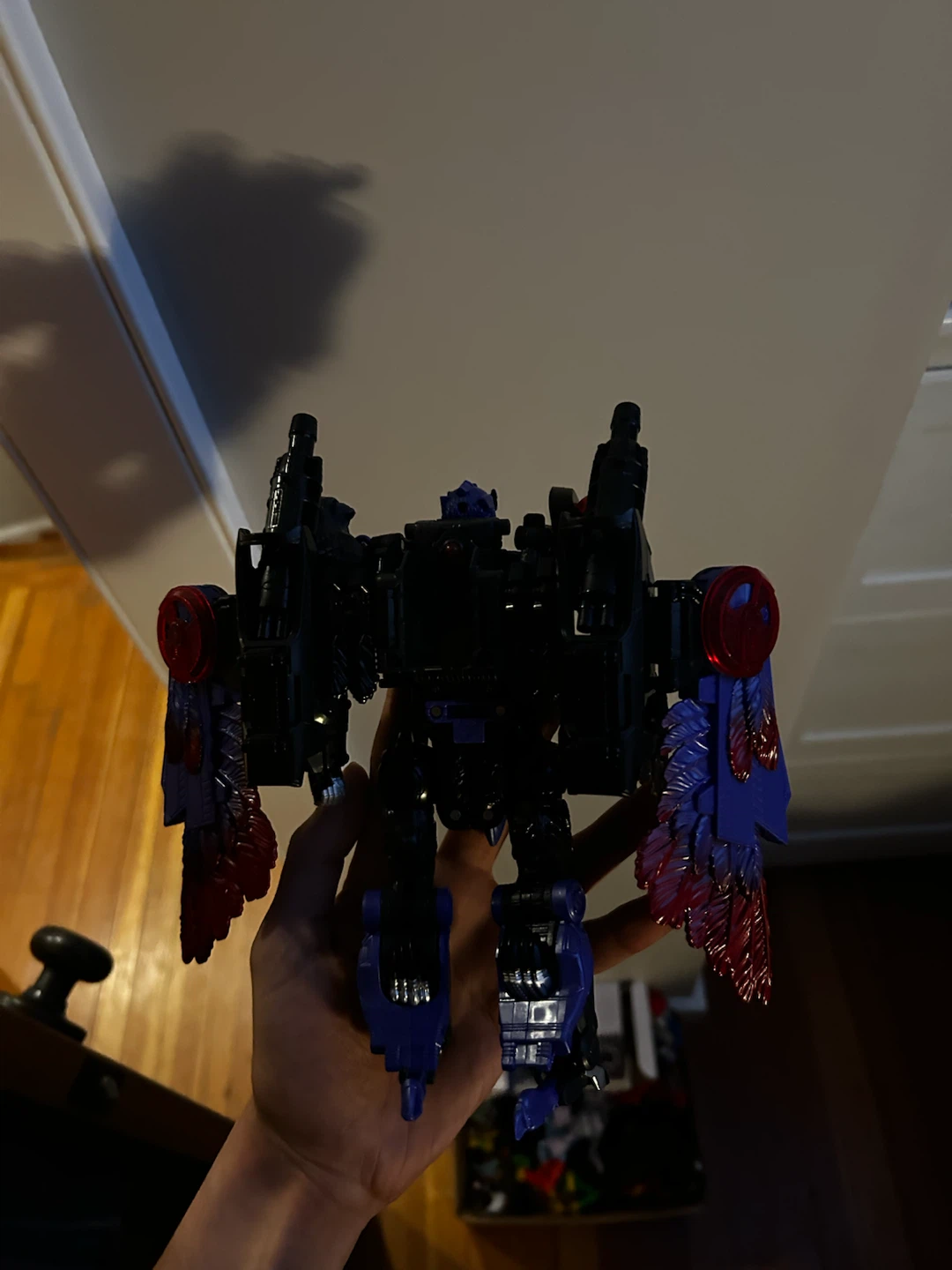 Transformers Age of the Primes Leader Class Razorclaw - photo 2