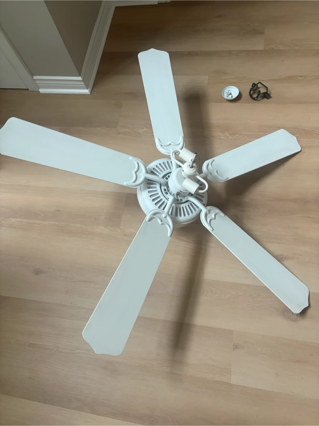White 5-Blade Ceiling Fan - photo 2
