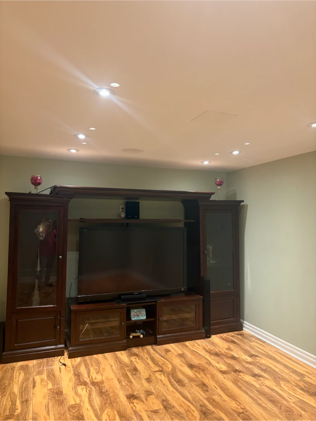 Dark Wood Entertainment Unit with Glass Doors - photo 2