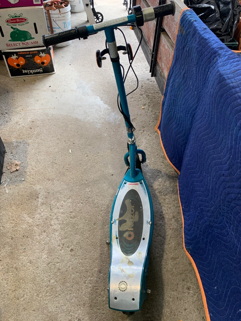 Blue Razor Electric Scooter - photo 3