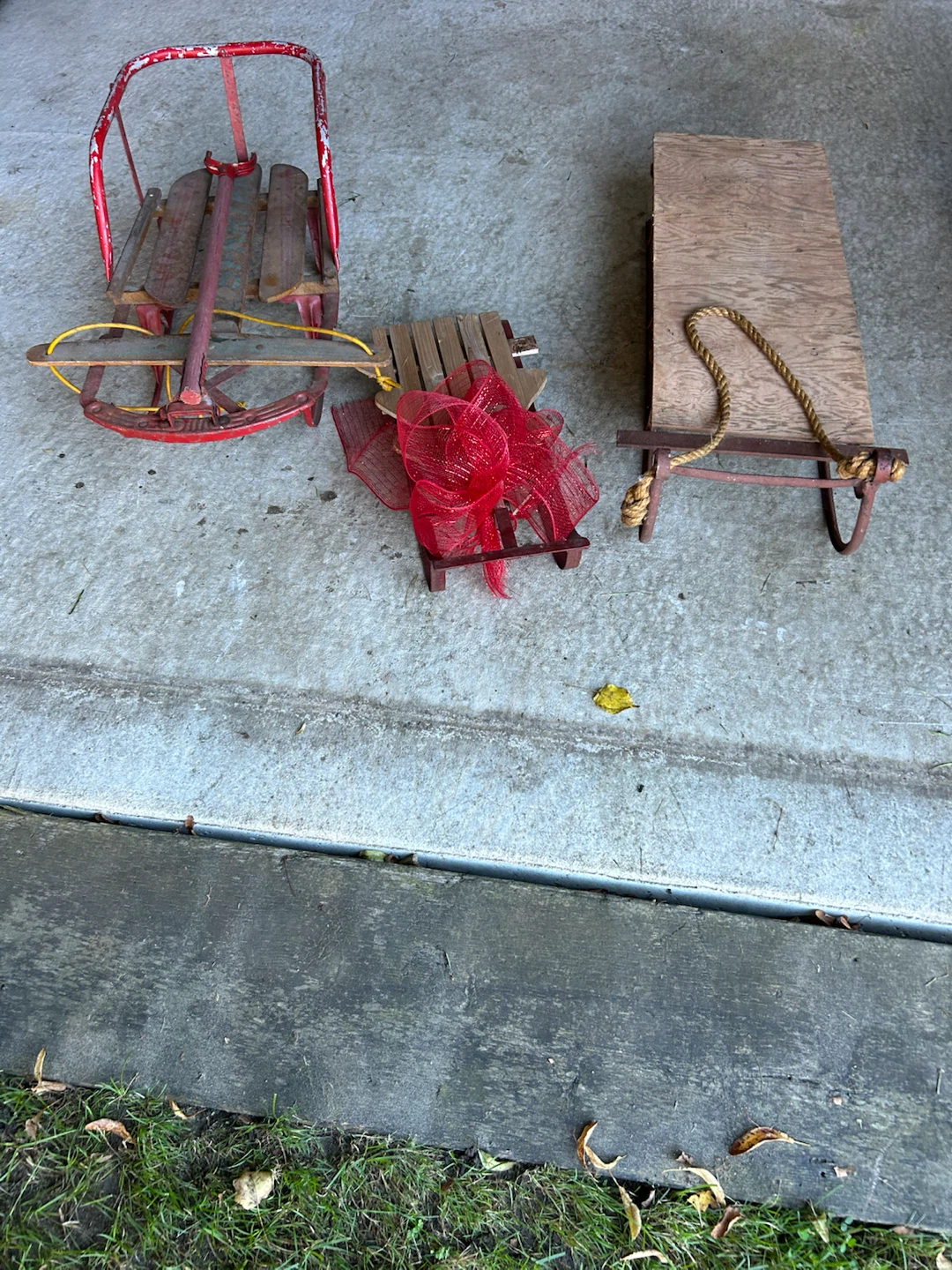Vintage Sleds (3)