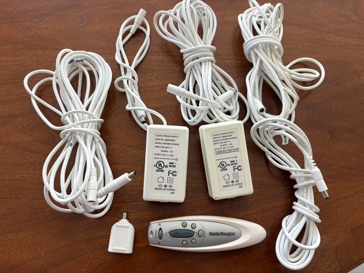 Hunter Douglas Blind Power Supplies and Remote