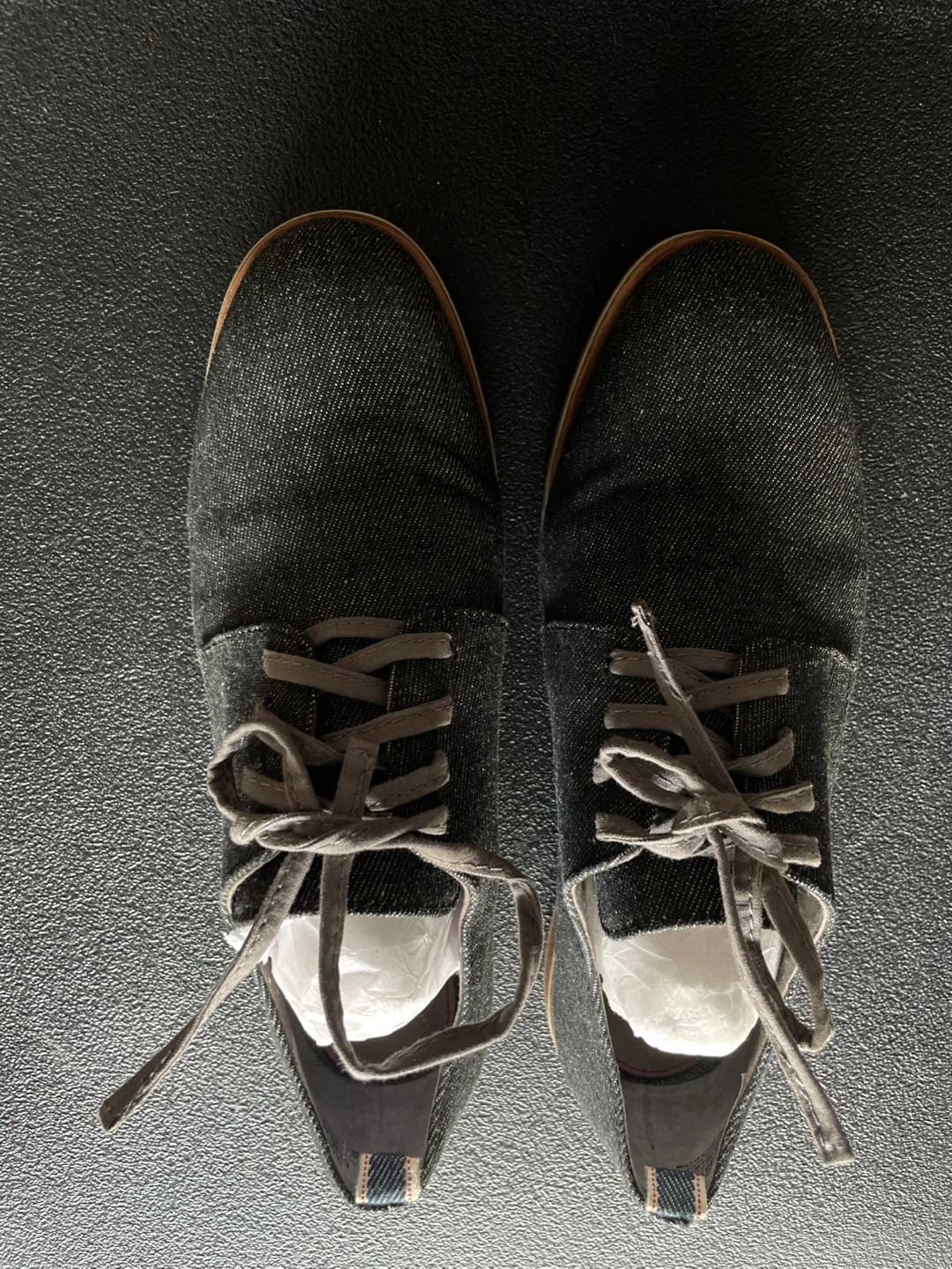 Ellen DeGeneres ED Charcoal Denim Lace-Up Shoes - photo 5