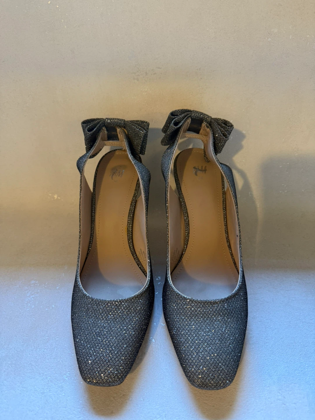 H&M Glitter Bow Slingback Heels - photo 4