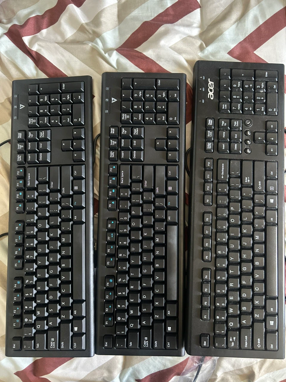 Three black keyboards - photo 2