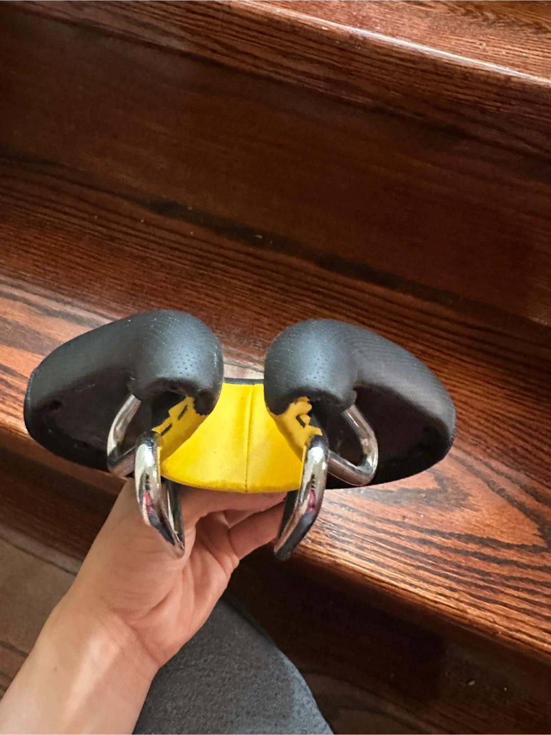 Ergonomic Nose-less Bicycle Saddle - photo 3