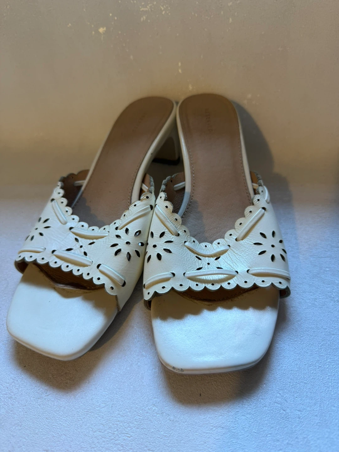 White Mule Sandals Size 39 - photo 2