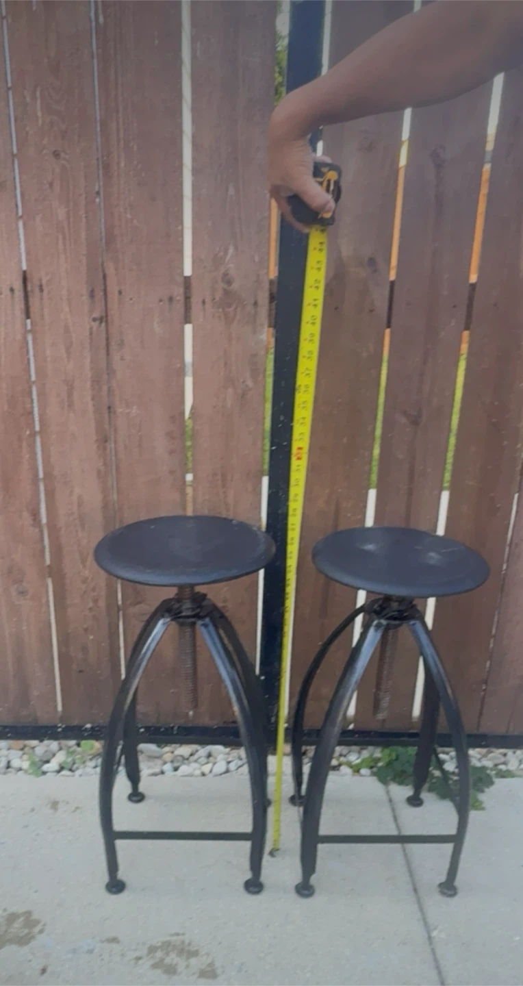 Pair of Industrial Style Metal Bar Stools - Fixed Height - photo 3