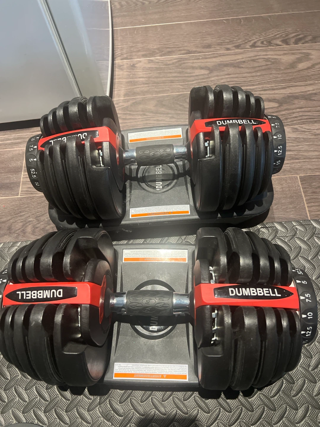 Adjustable Dumbbell Set