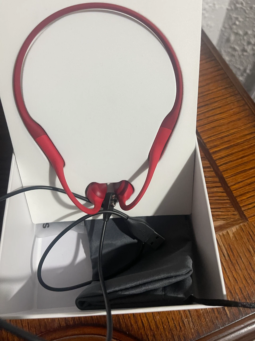 Brand new Shokz OpenRun bone Ear - photo 3
