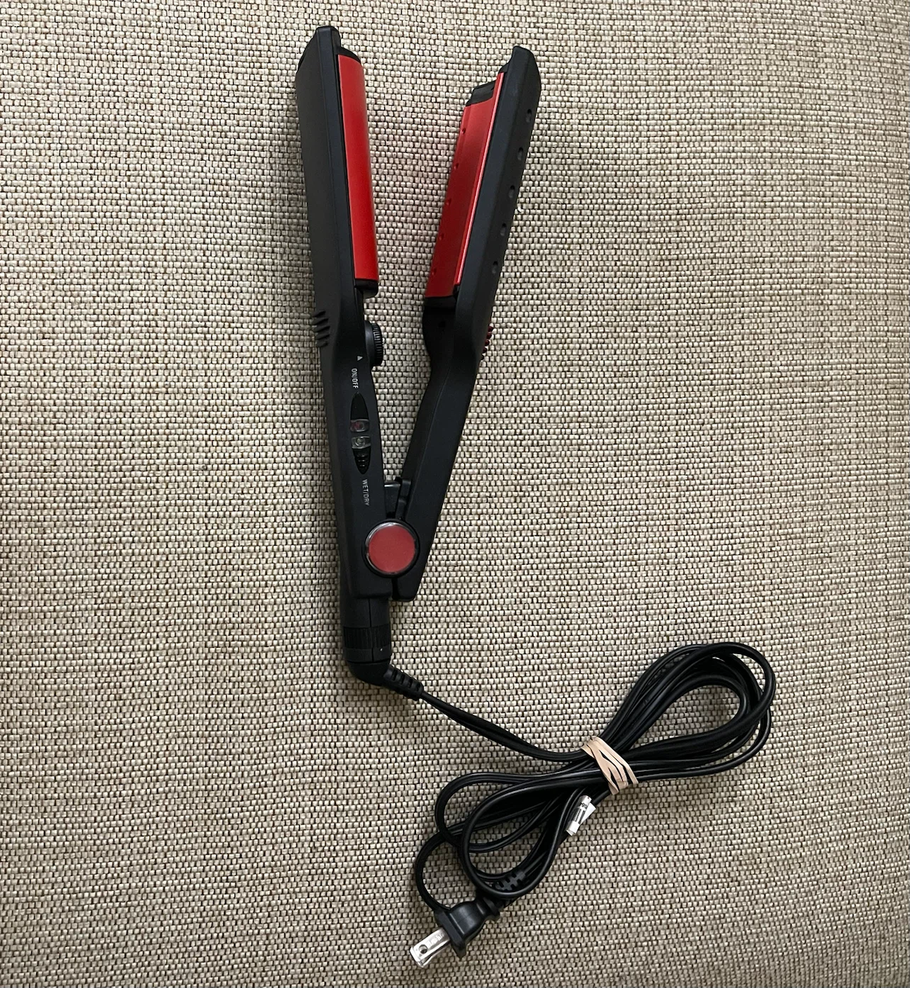 🌱Conair Wet/Dry Hair Straightener - Black & Red - photo 2