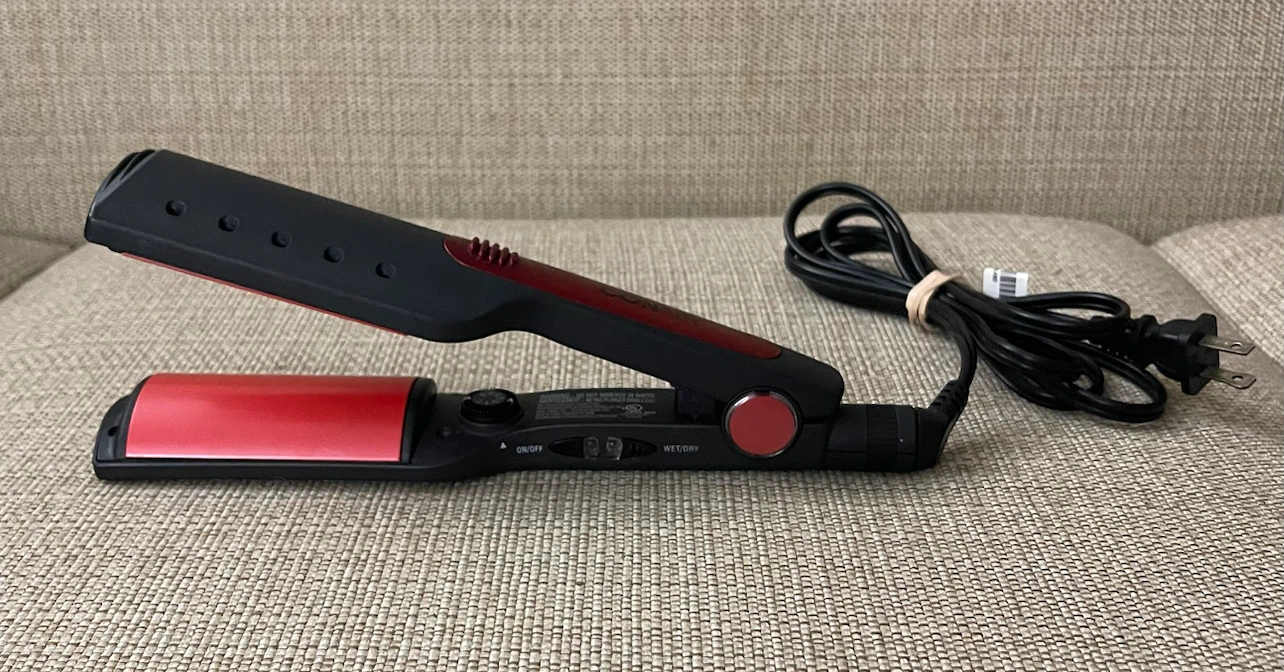 🌱Conair Wet/Dry Hair Straightener - Black & Red - photo 4
