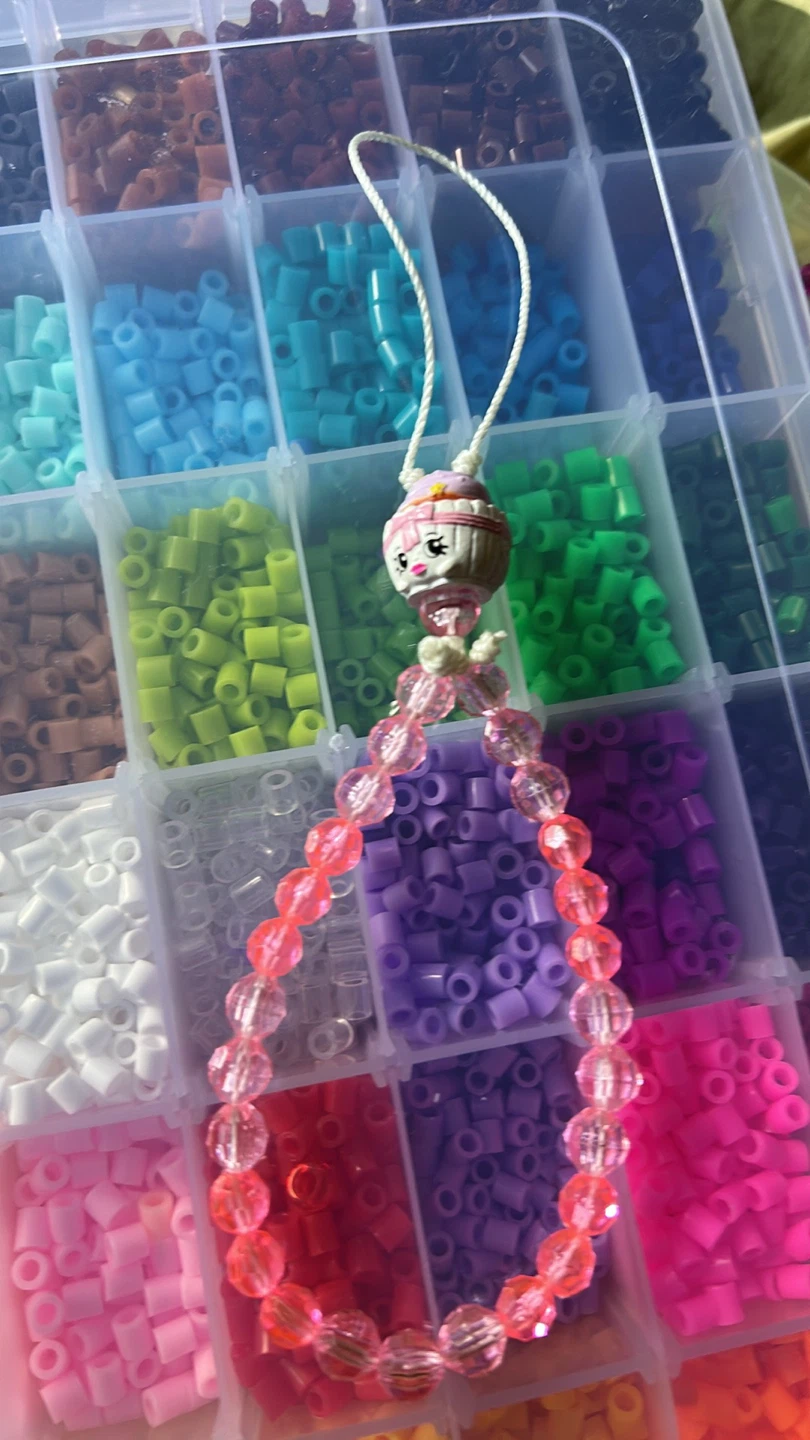 Shopkins Charm and Beaded Keychain Collection - photo 2