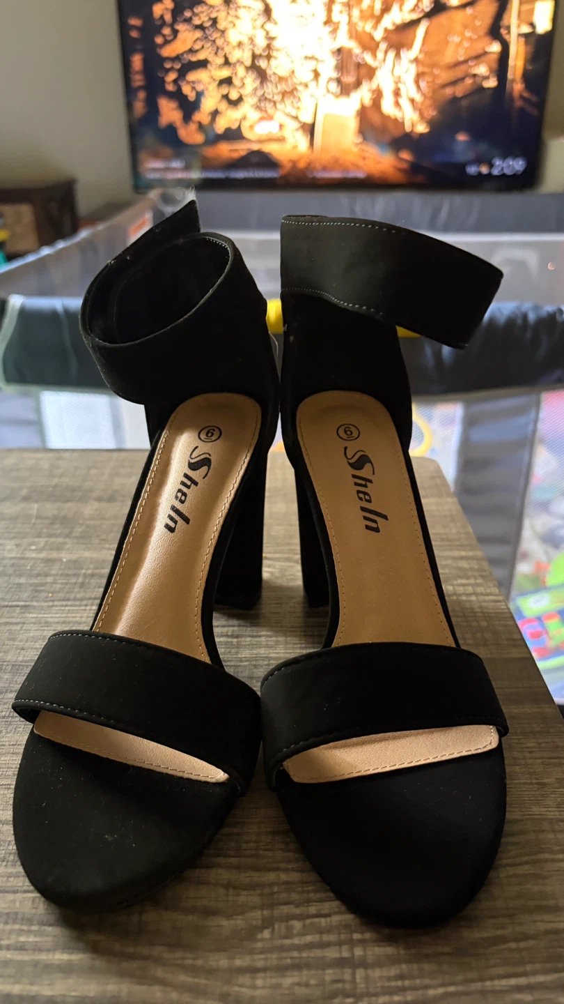 Shein Black Block Heel Sandals Size 6