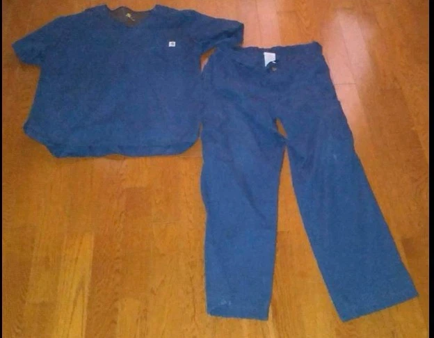 Carhartt Scrub Top and Pants Set