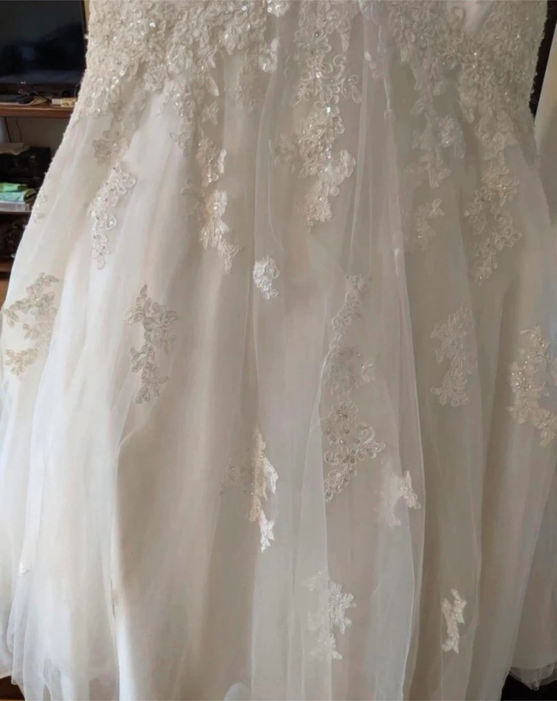White lace wedding dress - photo 4