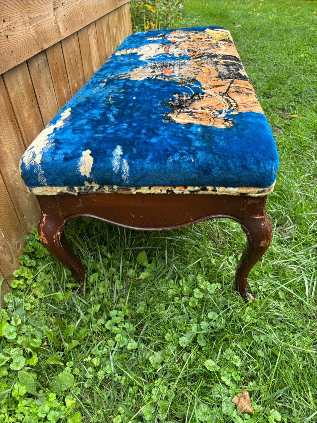 Vintage Upholstered Bench - upcycle project - photo 4
