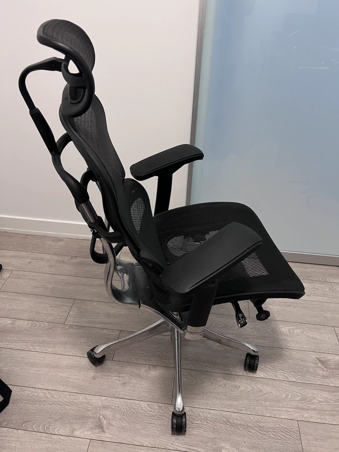 Ergohuman Office Chair - photo 2