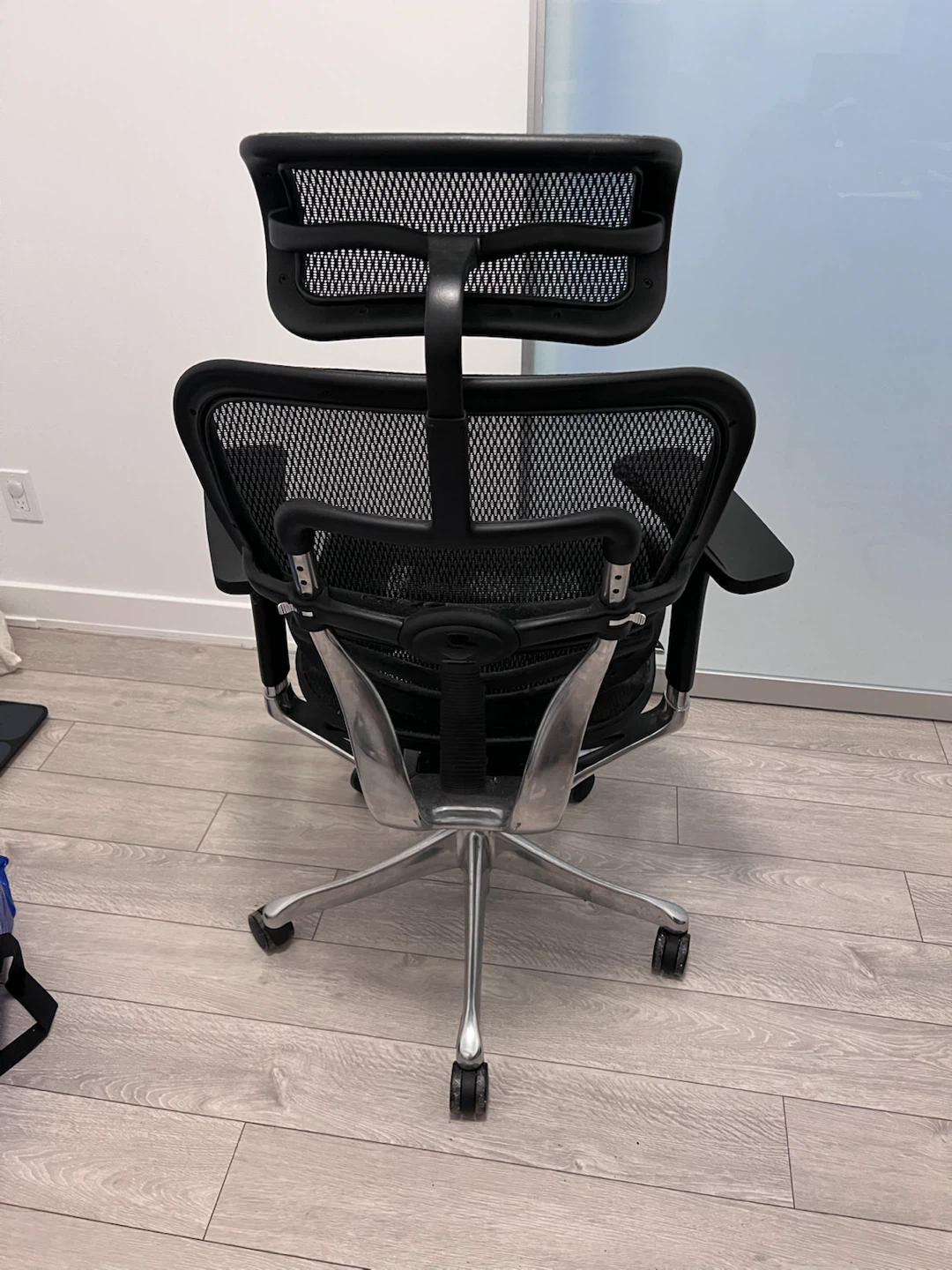 Ergohuman Office Chair - photo 3