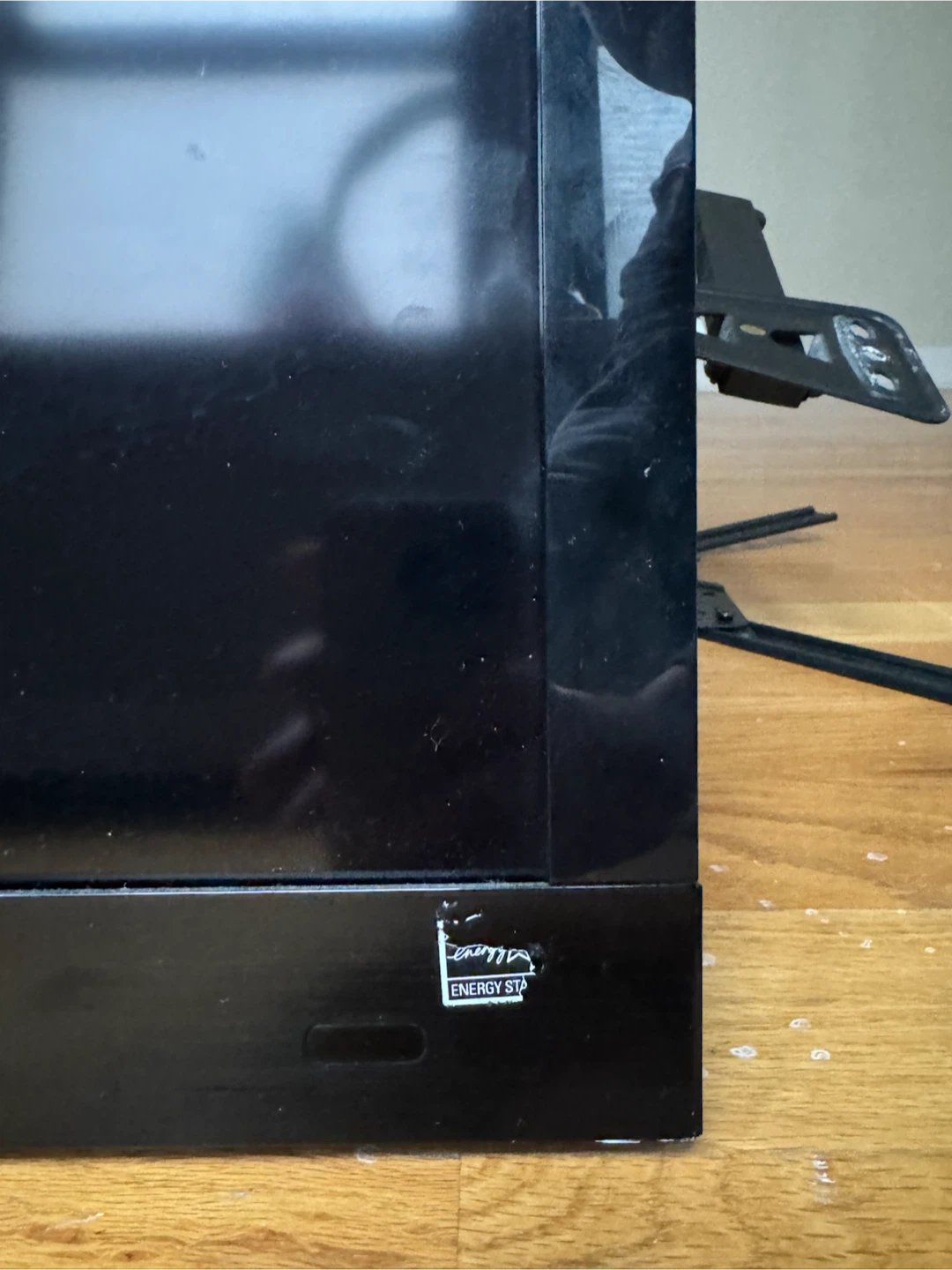Sony Bravia TV with Wall Mount - photo 4