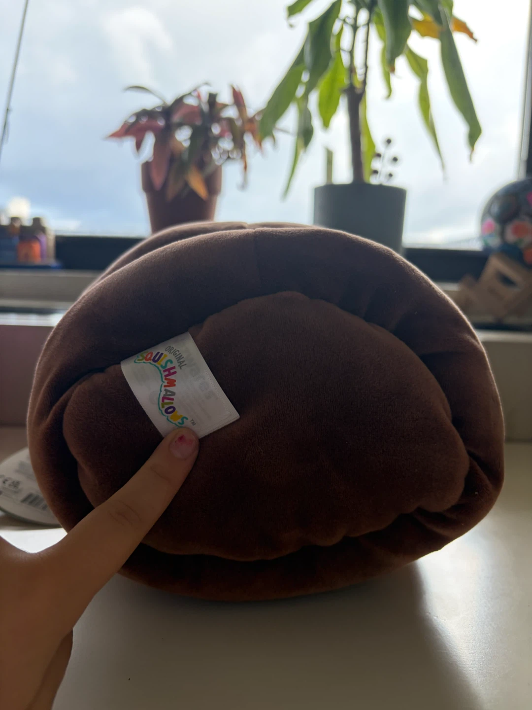 Squishmallows "Sheila" Chocolate Cake Plush Toy - photo 2