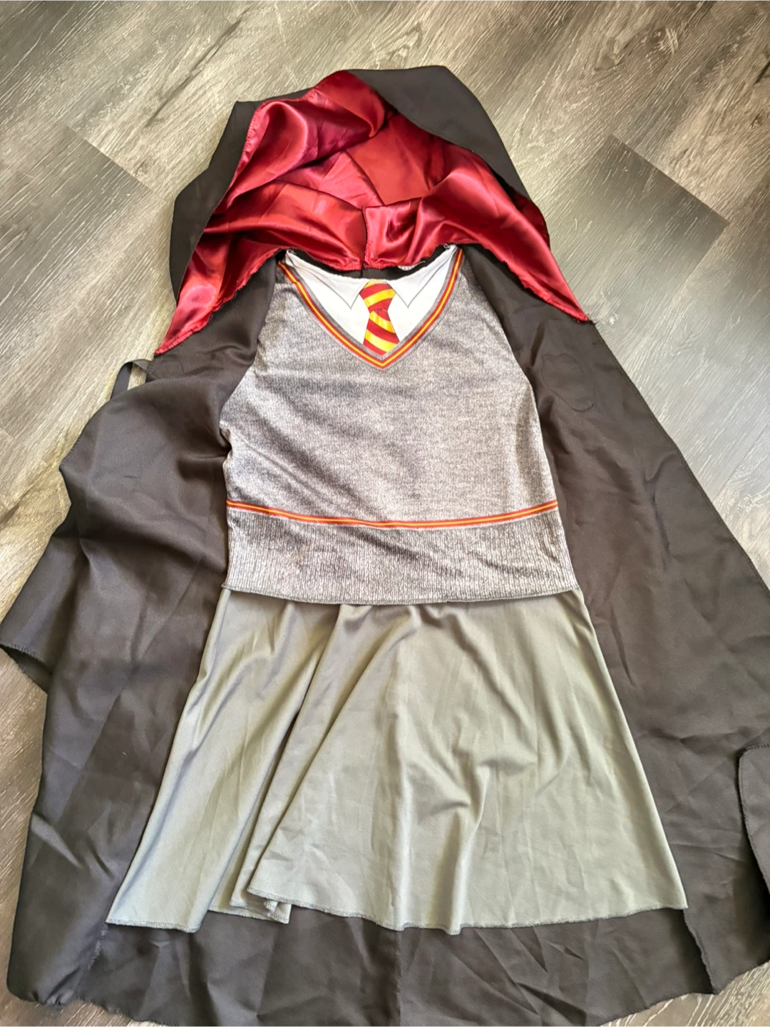 Gryffindor Costume Robe - photo 2