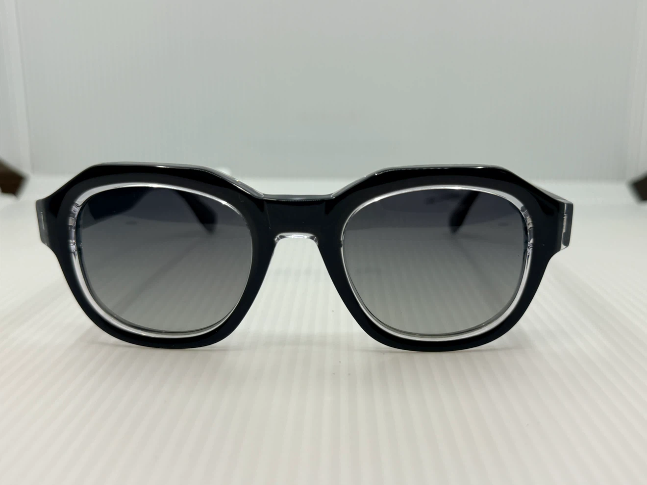 Sunglasses - Grey Gradient with polarized lenses - photo 2