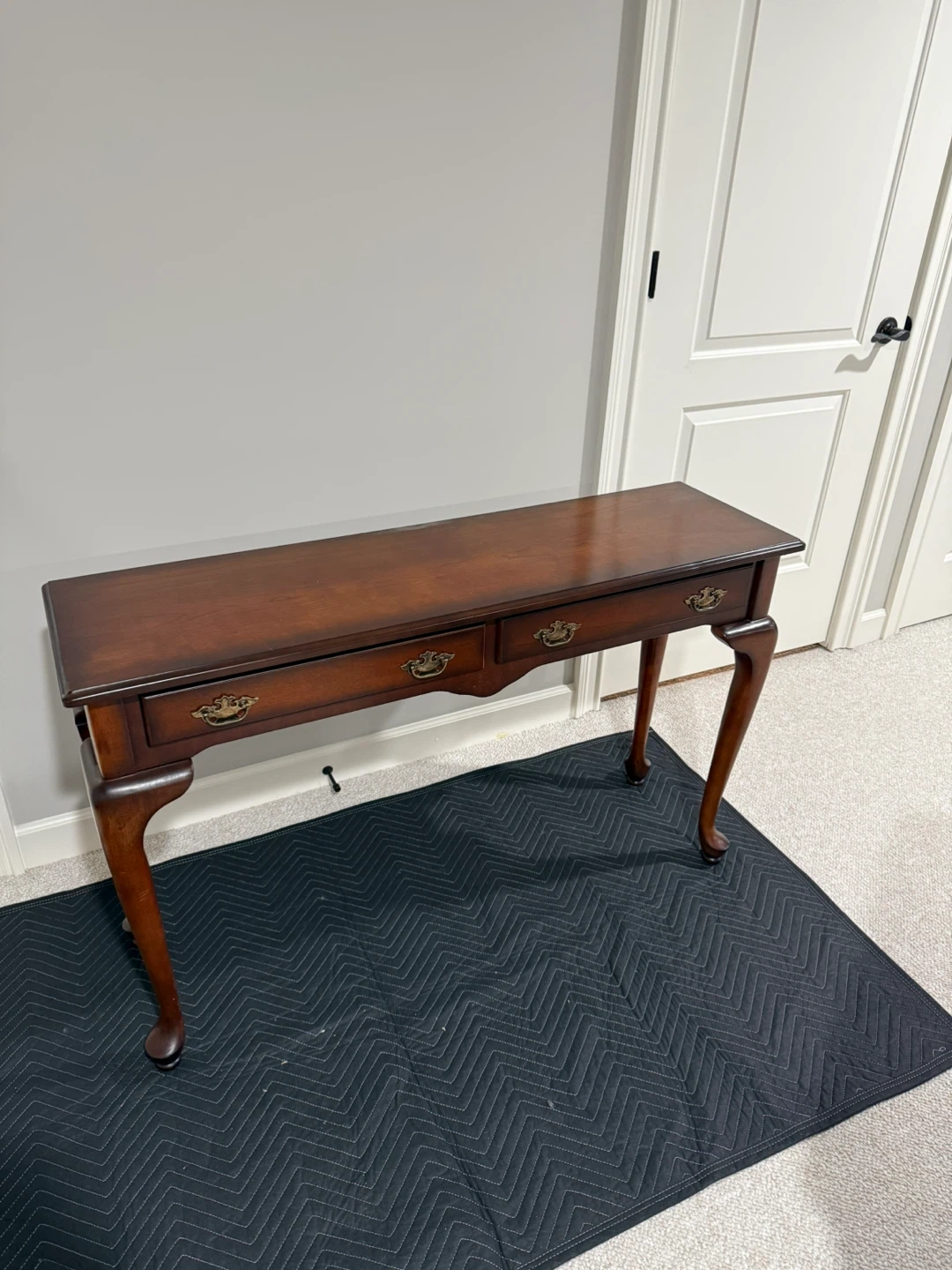 ENTRY/HALL TABLE-BOMBAY
