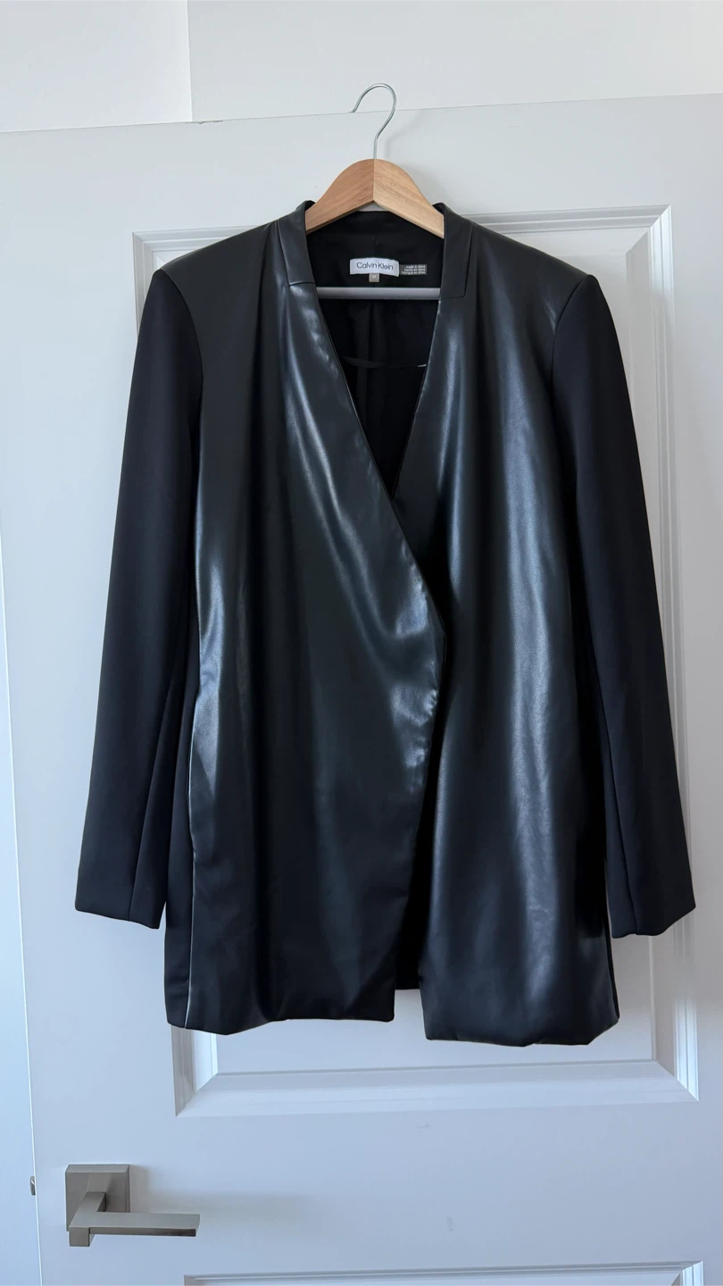 Calvin Klein Black Blazer – Excellent Condition