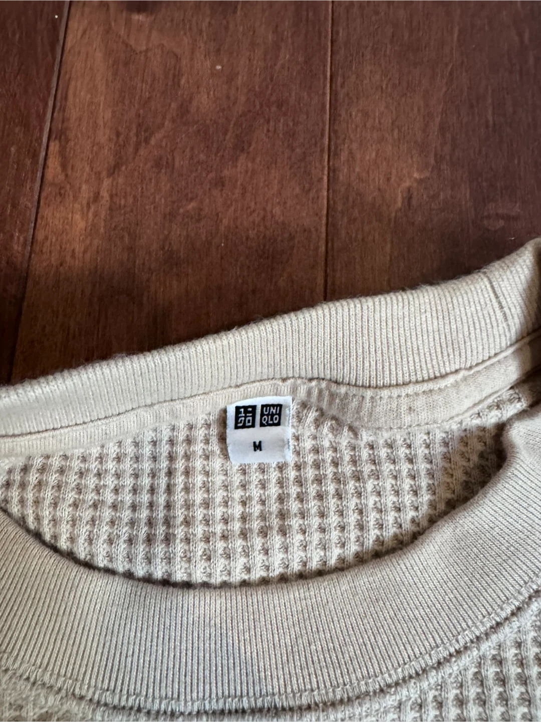 Uniqlo Beige Waffle Knit Long Sleeve - photo 2