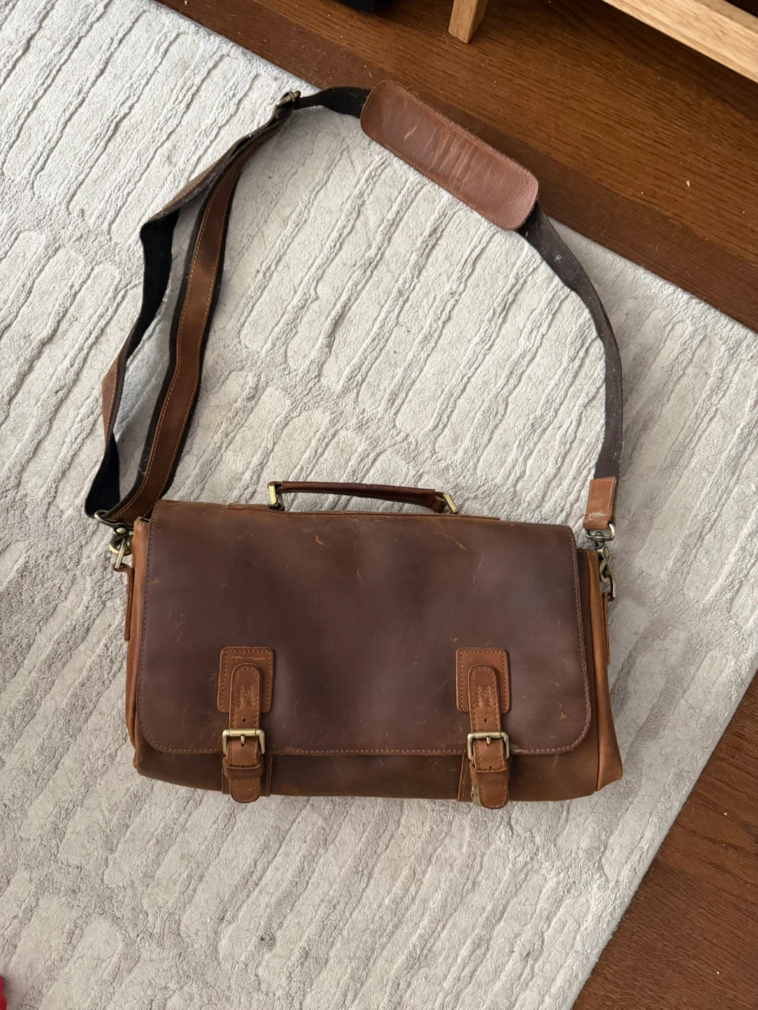 Kattee Brown Leather Messenger Bag