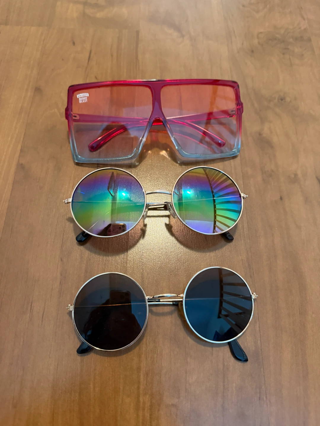 Set of 3 assorted fashion sunglasses