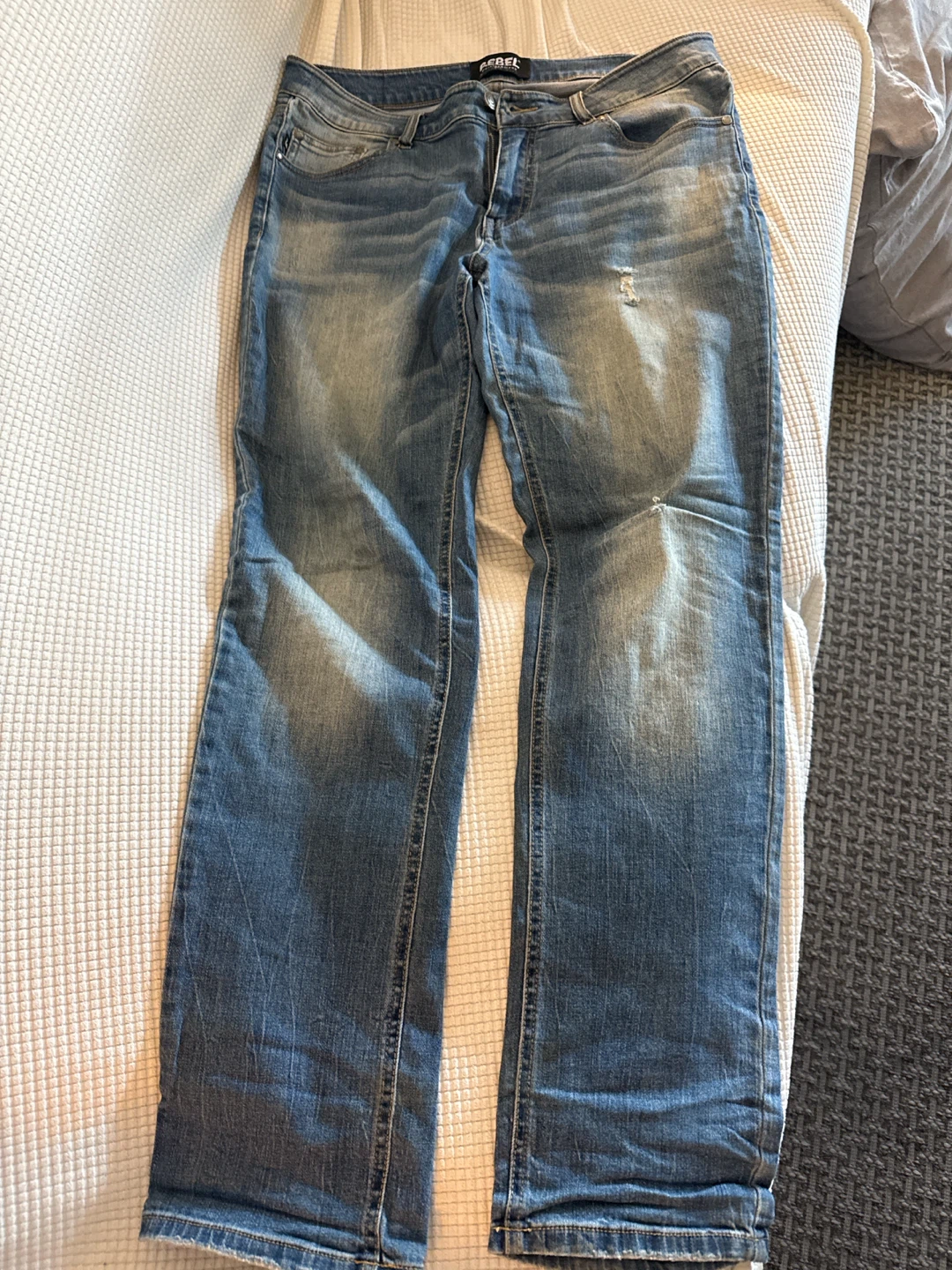 Rebel Mens Blue Jeans W34/32L