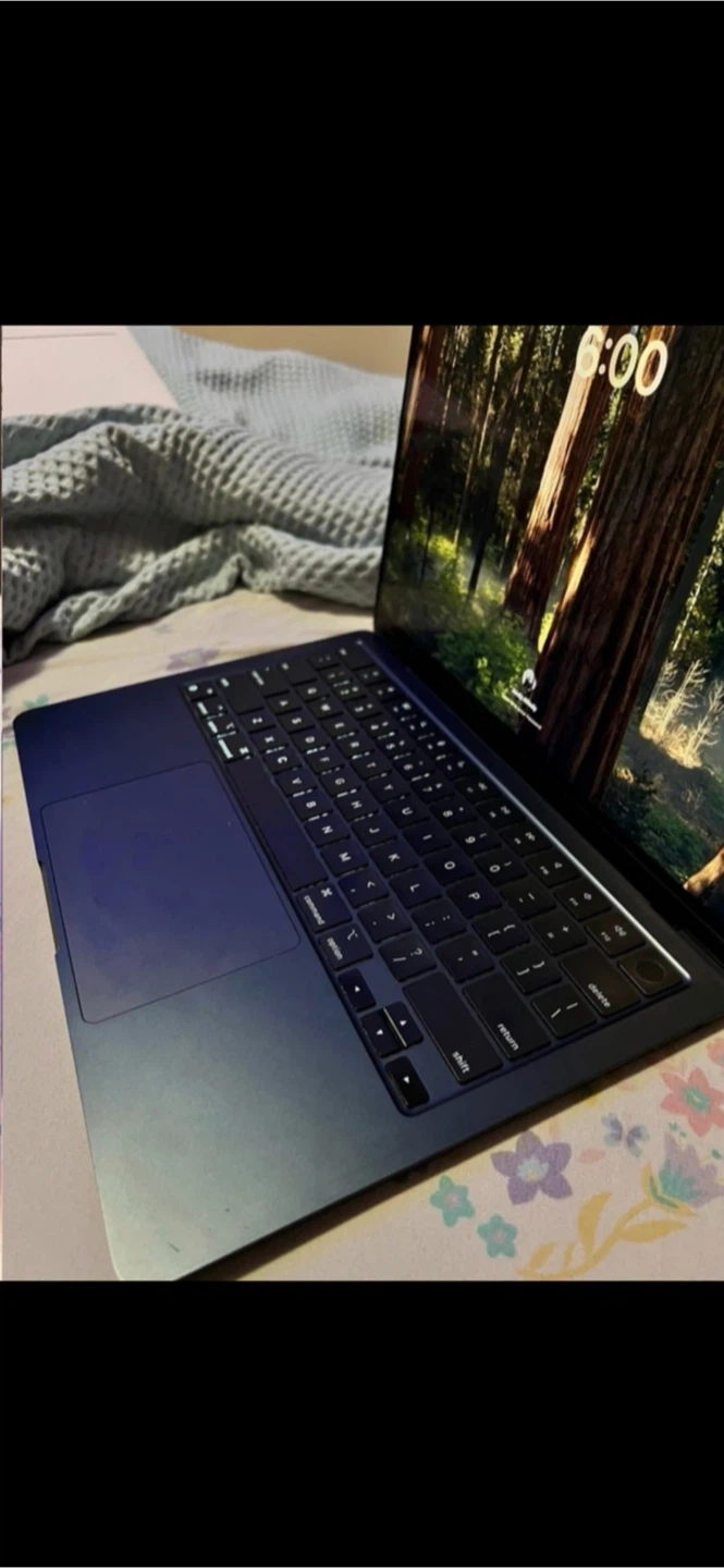 Apple MacBook Air M2 (Midnight) – good Condition - photo 4