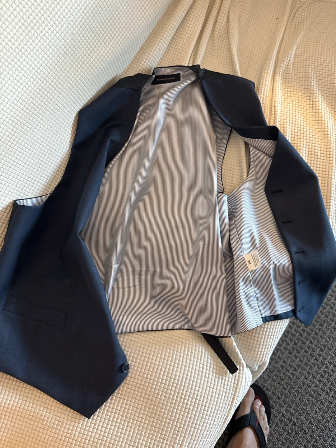 Tommy Hilfiger Men's Dress Vest - Navy - XL
