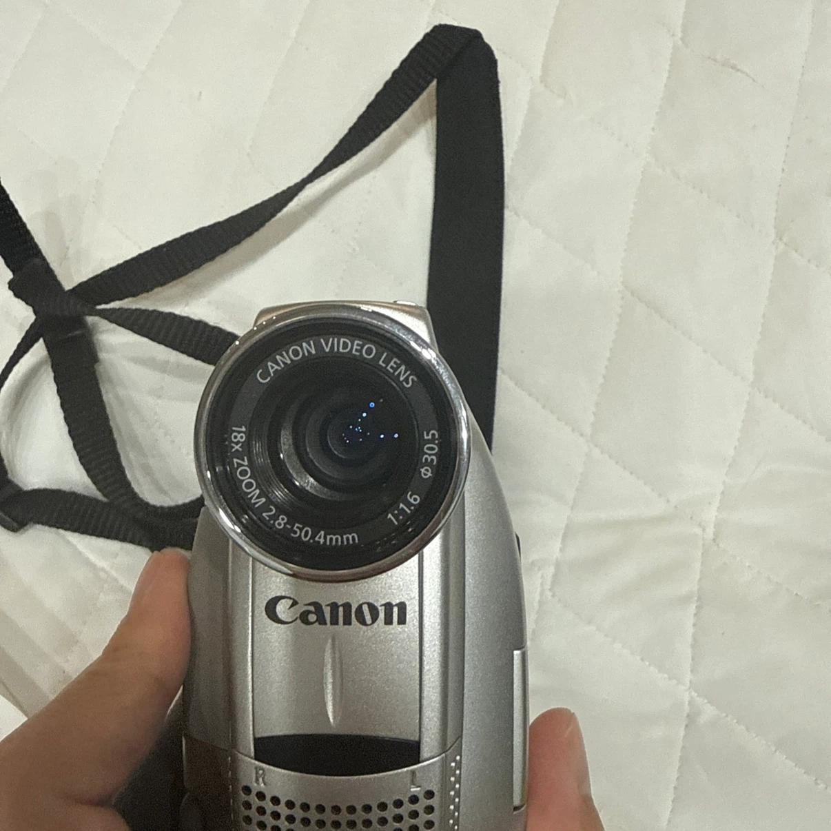 Canon ZR60 Digital Video Camcorder - photo 5