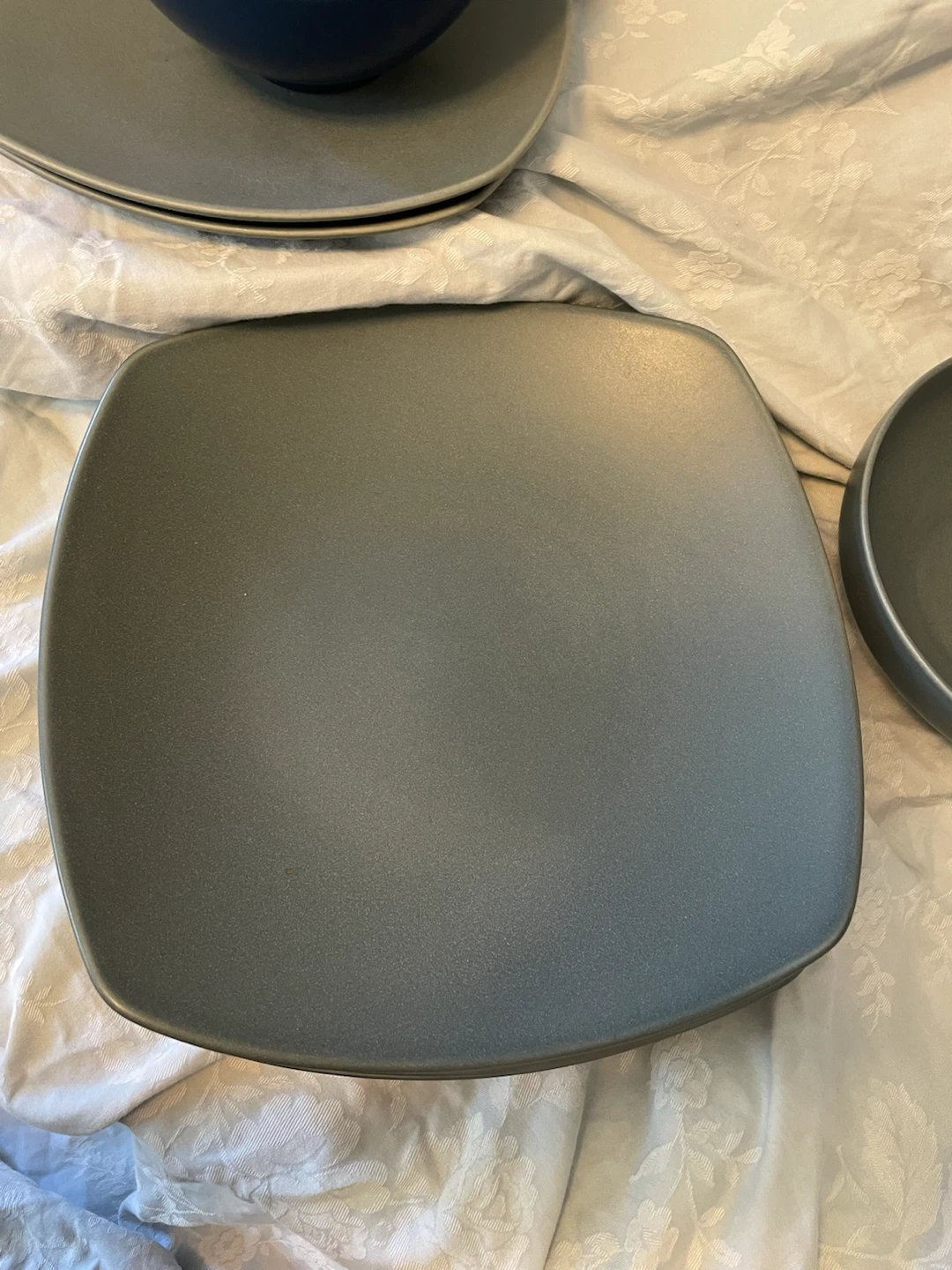 Square Gray Dinnerware Set - photo 5
